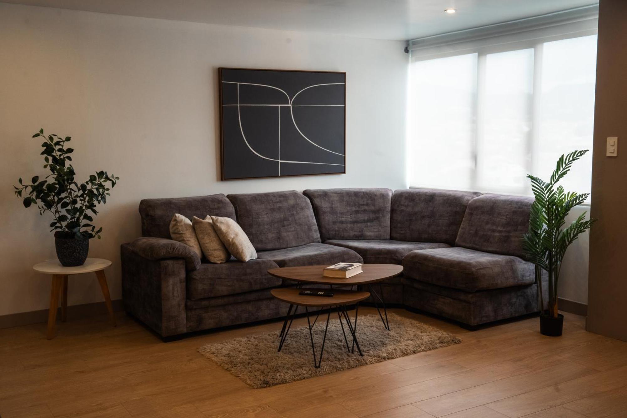 Spectacular Flat,3 Bedrooms, Central, Terrace, Free Parking كوينكا المظهر الخارجي الصورة