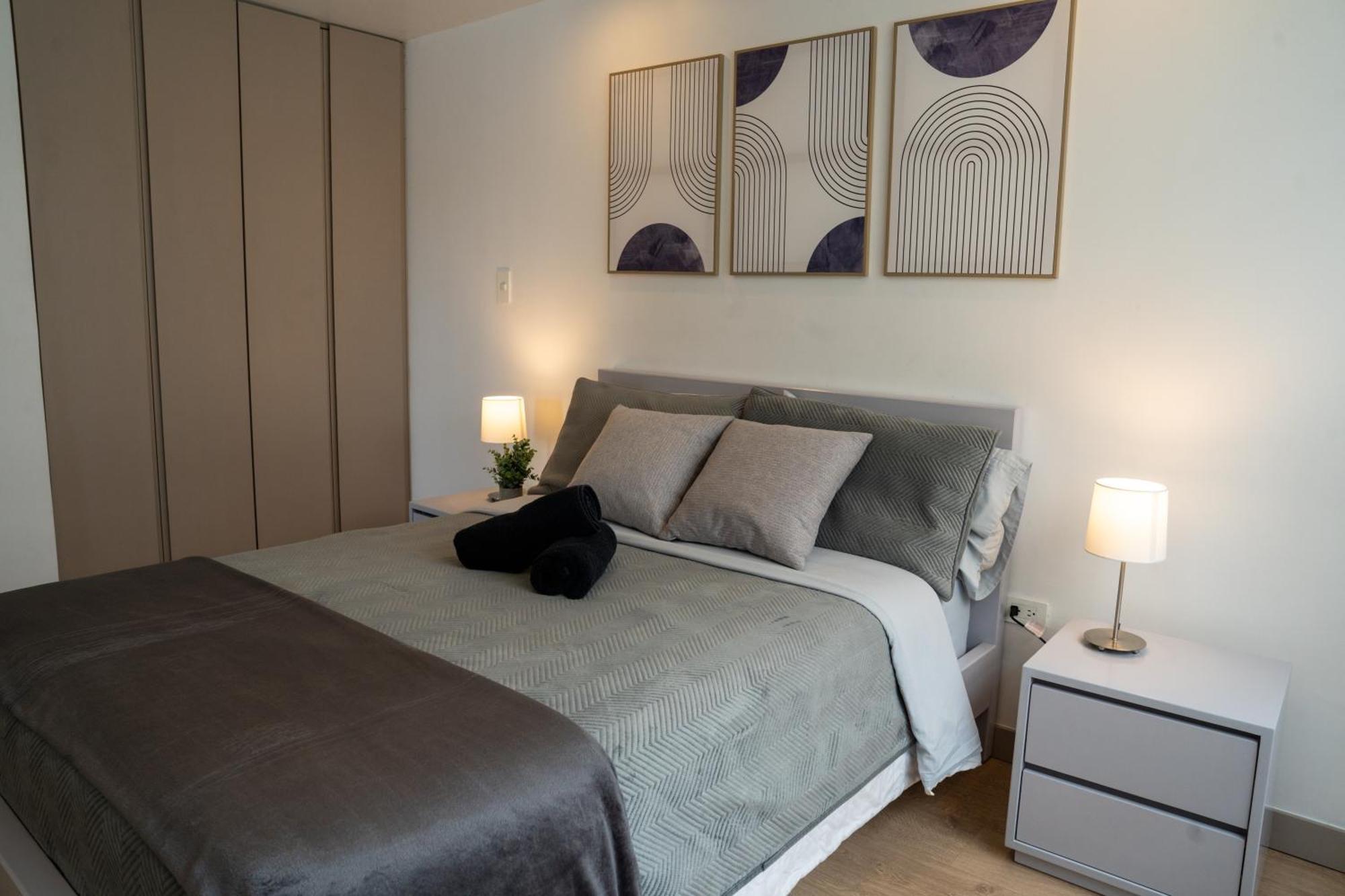 Spectacular Flat,3 Bedrooms, Central, Terrace, Free Parking كوينكا المظهر الخارجي الصورة